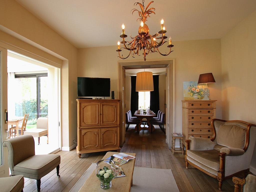 Unique Holiday Home In Virton With Jacuzzi Latour Eksteriør billede