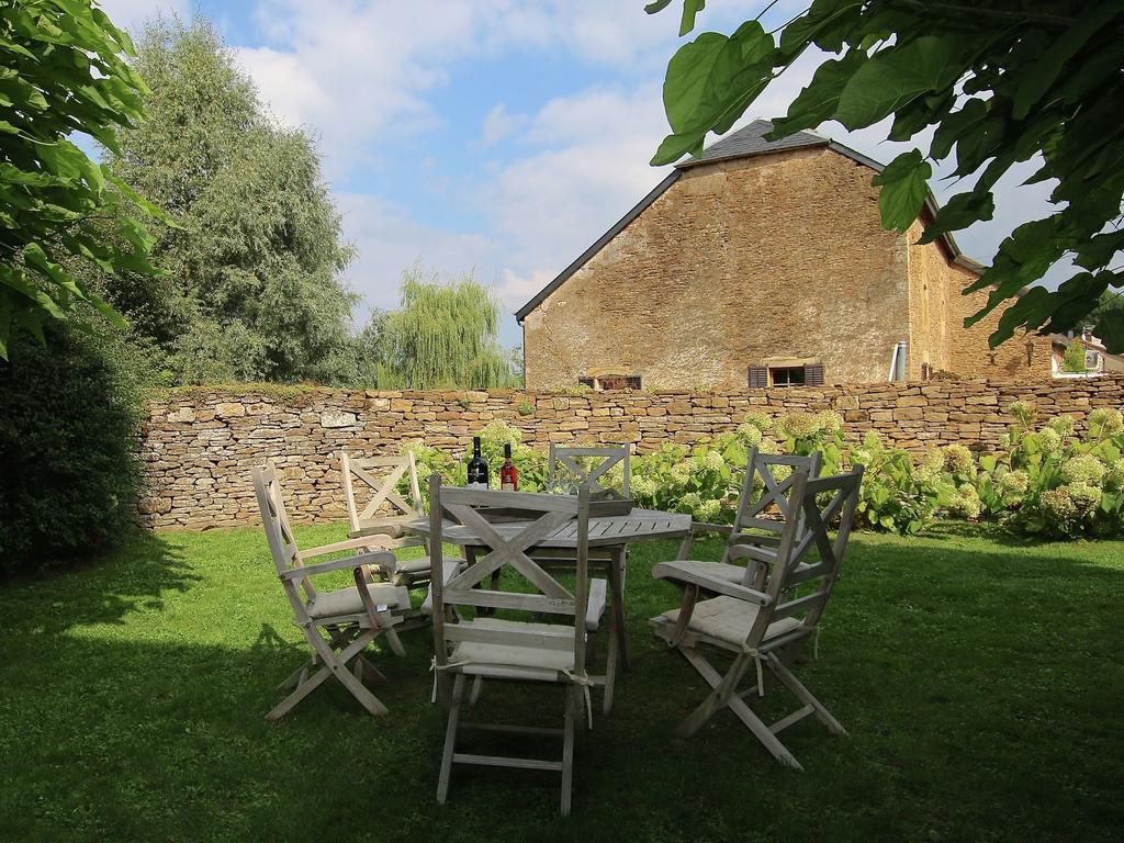 Unique Holiday Home In Virton With Jacuzzi Latour Eksteriør billede