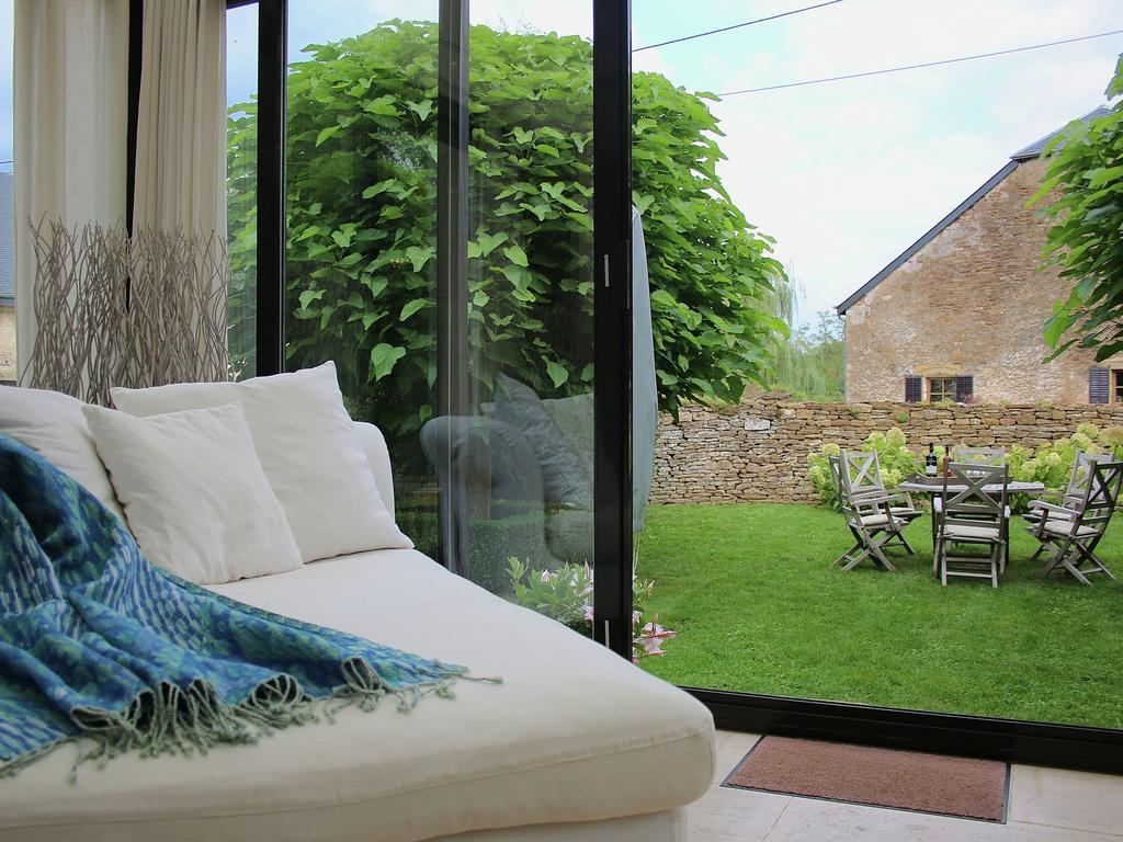 Unique Holiday Home In Virton With Jacuzzi Latour Eksteriør billede